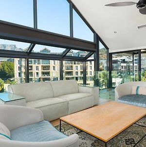 Exclusive V&A Marina Penthouse With 360° Views photos Exterior