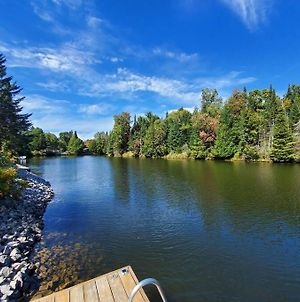 River Cottage, Canoe, Kayaks, Hot Tub, Relaxation photos Exterior