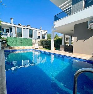 Cesme Luxurious Villa With Pool Directly By The Sea photos Exterior