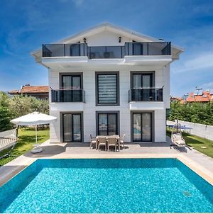 Modern Newly Built 4 Bedroom Villa With Pool And Garden In Central Hisaronu photos Exterior