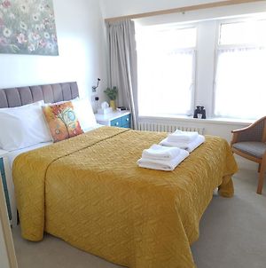 Torland Seafront Hotel - All Rooms En-Suite, Free Parking, Wifi photos Exterior