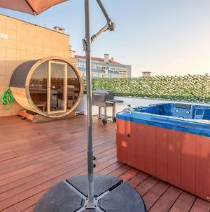 Sunny Private Rooftop Sauna & Hot Tub By Bentobox photos Exterior