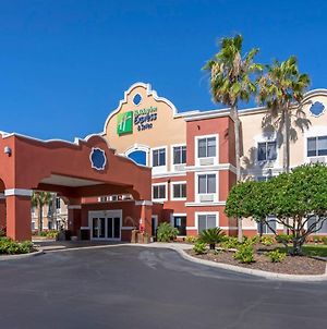 Holiday Inn Express Hotel & Suites - The Villages, An Ihg Hotel photos Exterior