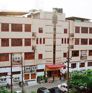 Hotel Krishna Sagar photos Exterior