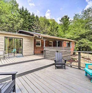 Pet-Friendly Burnsville Home With Deck And Grill! photos Exterior