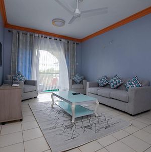 Mtwapa 3-Bedroom Smart Apartment, With Swimming Pool, 10 Minutes Walk To The Beach photos Exterior