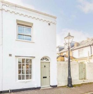 A Charming Victorian 1 Bed Cottage In Richmond photos Exterior