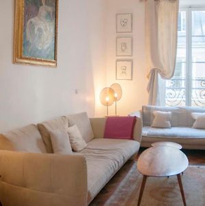 Beautiful Apartment For 2 Near The Louvre photos Exterior