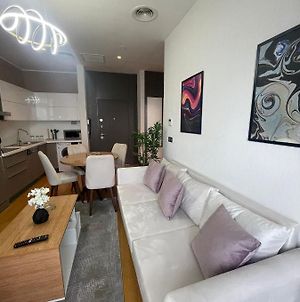 Stylish 1-bedroom Apartment near MaIl of Istanbul - Batisehir 58 photos Exterior