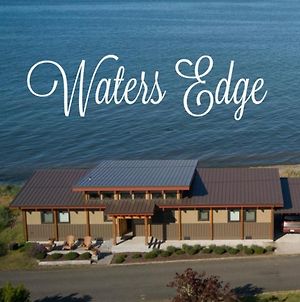 SQ Waters-Edge photos Exterior