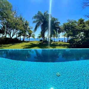 Stunning Oceanfront 4-Bdrm Villa W/ Infinity Pool photos Exterior