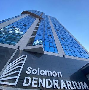 Generous Solomon Apartments Near Dendrarium Grand Park photos Exterior