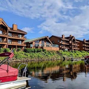 Riverfront Condo In The Heart Of Wisconsin Dells photos Exterior