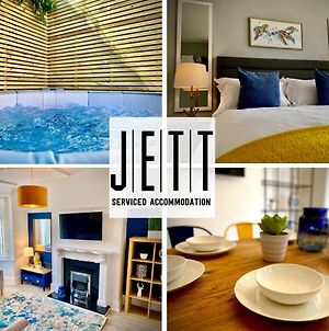 Clifton Hot Tub House By Jett Accommodation photos Exterior