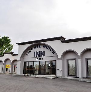 Lacombe Motor Inn photos Exterior