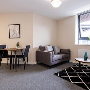 Modern And Stylish 1 Bedroom Apartment Manchester photos Exterior