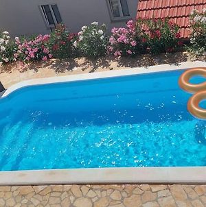 Relaxing 4 - Bedroom Villa With Pool Near Trogir photos Exterior