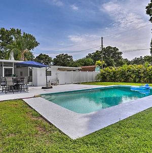 Bright Pinellas Park Getaway With Private Pool! photos Exterior