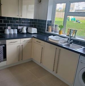 Two Bedroom Apartment In Beautiful Pembrokeshire! photos Exterior