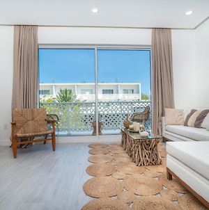Luxury 1 Bed Apartment Near Seven Mile Beach At The Grove - Villa Zen photos Exterior