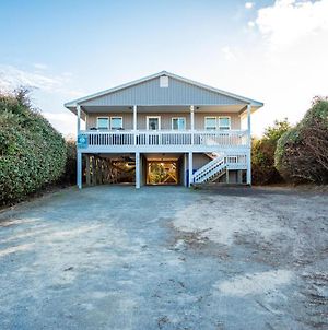 Caswell Cabana By Oak Island Accommodations photos Exterior