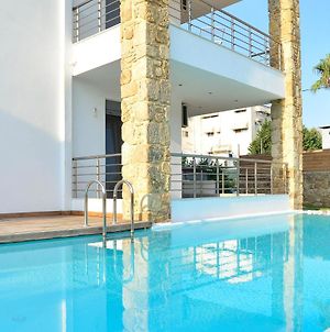 Luxury Suite With Pool photos Exterior