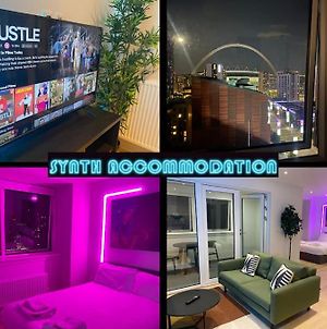 New Build 1Bed Studio Apartment Wembley Park London Private Cinema & Gym Skyline Views! Perfect For Solo & Coupled Travellers photos Exterior