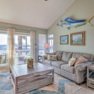 Beachy Rockport Condo With Pool And Fishing Pier! photos Exterior