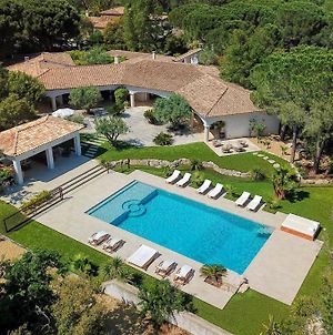 Luxurious Villa In The Golf Of St Tropez photos Exterior