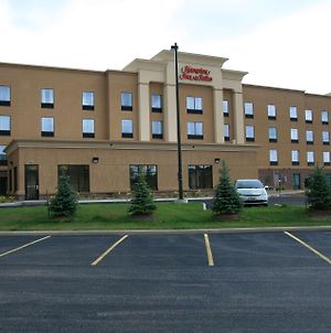 Hampton Inn & Suites Cleveland-Mentor photos Exterior