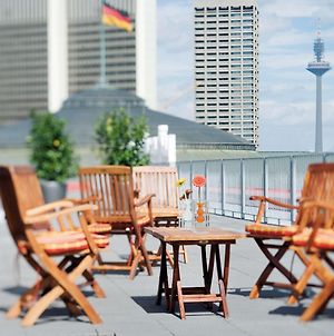 Movenpick Hotel Frankfurt City Messe photos Exterior