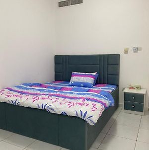 Sharjah Homestay Not Hotel Master Bedroom With Private Washroom photos Exterior