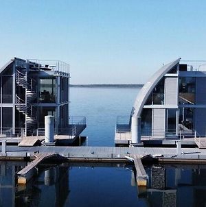 Apartment In A Floating House On The Geierswalder See photos Exterior