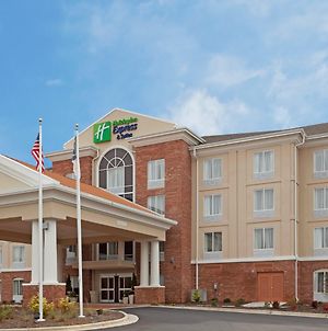 Holiday Inn Express & Suites Greensboro - Airport Area photos Exterior