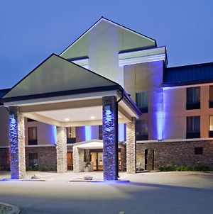 Holiday Inn Express Cedar Rapids photos Exterior
