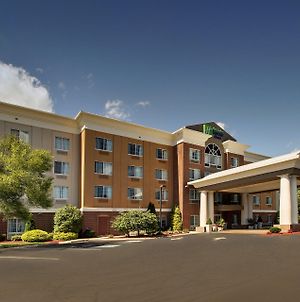 Holiday Inn Express Hotel & Suites Middleboro Raynham photos Exterior
