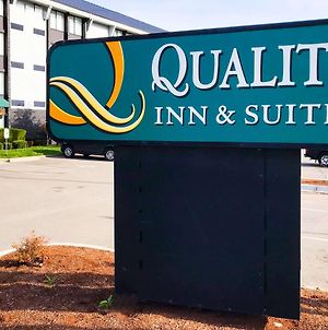 Quality Inn & Suites Everett photos Exterior