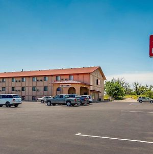 Love Hotels Junction City Ks Near Fort Riley By Oyo photos Exterior