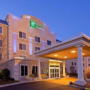 Holiday Inn Express Boston/Milford Hotel, An Ihg Hotel photos Exterior
