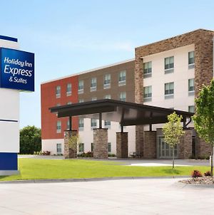 Holiday Inn Express & Suites - Nebraska City, An Ihg Hotel photos Exterior