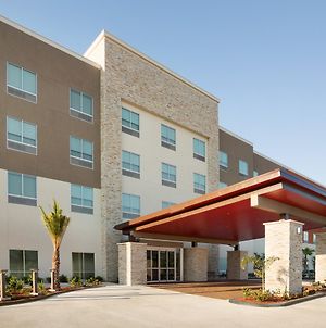 Holiday Inn Express & Suites Mcallen - Medical Center Area photos Exterior