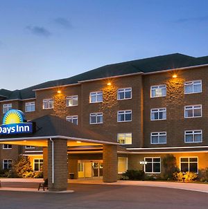 Days Inn By Wyndham Oromocto Conference Centre photos Exterior