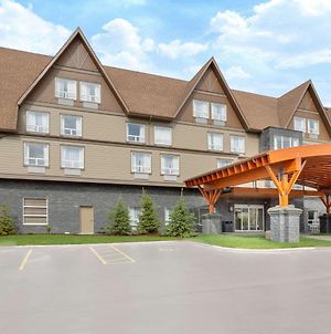 Super 8 By Wyndham Canmore photos Exterior