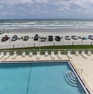 Remodeled Direct Ocean Front Condo - Panoramic Views Only Steps From Flagler Ave photos Exterior