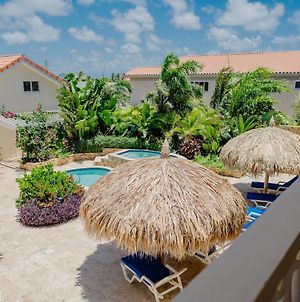 Dream Suites Aruba 4-Bedroom Apartment With Tropical Garden, Pool And Jacuzzi photos Exterior