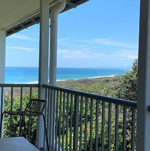 15 Whale Watch Resort + Beach Front + Ducted Air Con + 3 Bed + 2 Bath photos Exterior