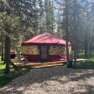 Shanti Yurt In Bragg Creek photos Exterior