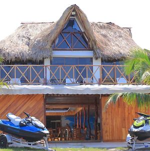 Cabana Y Restaurante Yalis photos Exterior