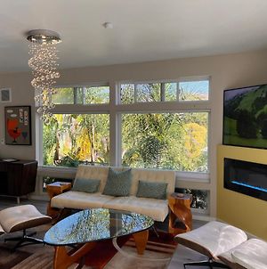 Stylish Suite & Views - Spacious Luxury Finishes photos Exterior