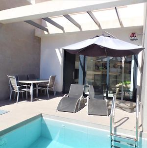 Fabulous Villa With Private Pool & Large Roof Solarium photos Exterior